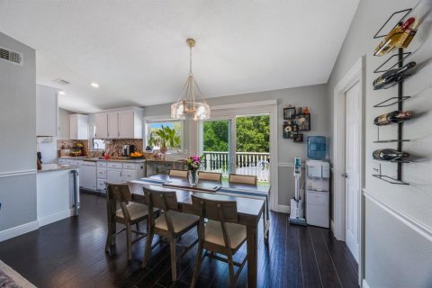 Casa en venta en Tarpon Springs, Florida, 4 dormitorios, 184.04 m2 № 1612913 - foto 6
