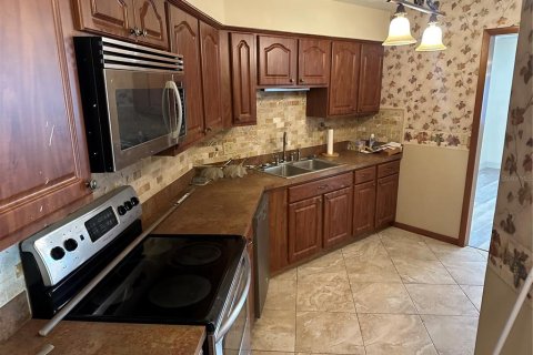 Copropriété à louer à Ocala, Floride: 3 chambres, 164.44 m2 № 1837200 - photo 4