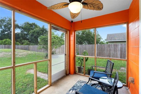 Villa ou maison à vendre à DeLand, Floride: 3 chambres, 116.59 m2 № 1915239 - photo 2