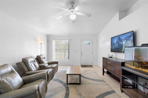 Villa ou maison à vendre à DeLand, Floride: 3 chambres, 116.59 m2 № 1915239 - photo 7