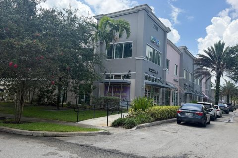 Immobilier commercial à Miramar, Floride № 2172981