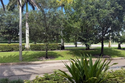Immobilier commercial à vendre à Miramar, Floride № 2172981 - photo 27