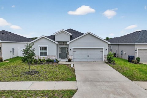 House in Polk City, Florida 4 bedrooms, 193.33 sq.m. № 2098863