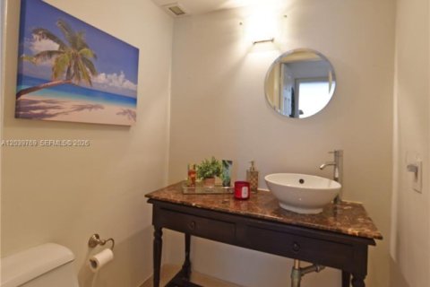 Condominio en alquiler en Miami Beach, Florida, 1 dormitorio, 67.82 m2 № 2086150 - foto 12