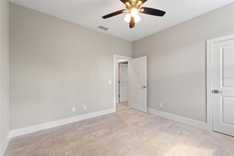 Casa en alquiler en North Port, Florida, 4 dormitorios, 185.8 m2 № 2115461 - foto 16