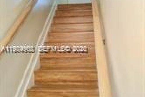 Copropriété à vendre à Hialeah, Floride: 2 chambres, 96.71 m2 № 2050834 - photo 17