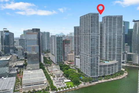 Condominio en Miami, Florida, 3 dormitorios № 2429732