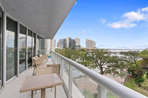 Copropriété à vendre à Miami, Floride: 3 chambres, 173.73 m2 № 2429732 - photo 3