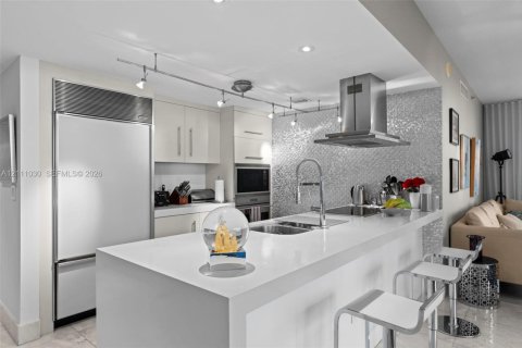 Copropriété à vendre à Miami, Floride: 3 chambres, 173.73 m2 № 2429732 - photo 7