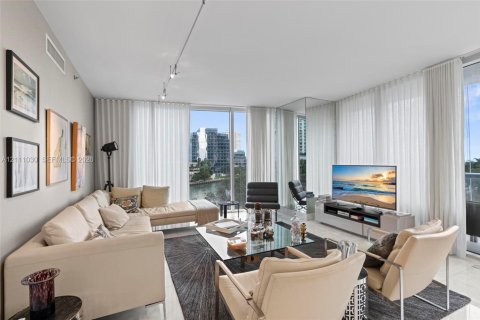 Copropriété à vendre à Miami, Floride: 3 chambres, 173.73 m2 № 2429732 - photo 9