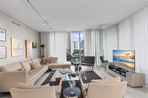 Copropriété à vendre à Miami, Floride: 3 chambres, 173.73 m2 № 2429732 - photo 10