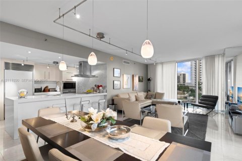 Copropriété à vendre à Miami, Floride: 3 chambres, 173.73 m2 № 2429732 - photo 8