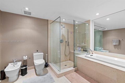Copropriété à vendre à Miami, Floride: 3 chambres, 173.73 m2 № 2429732 - photo 19