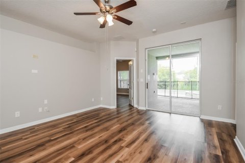 House in Davenport, Florida 4 bedrooms, 170.85 sq.m. № 1902328 - photo 3