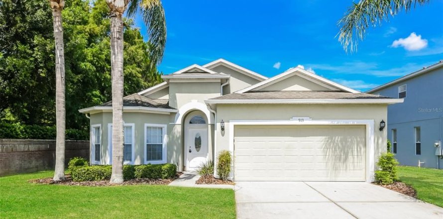 Villa ou maison à Davenport, Floride 4 chambres, 170.85 m2 № 1902328
