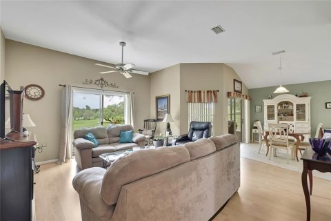 Villa ou maison à vendre à Beverly Hills, Floride: 2 chambres, 129.97 m2 № 2204446 - photo 4