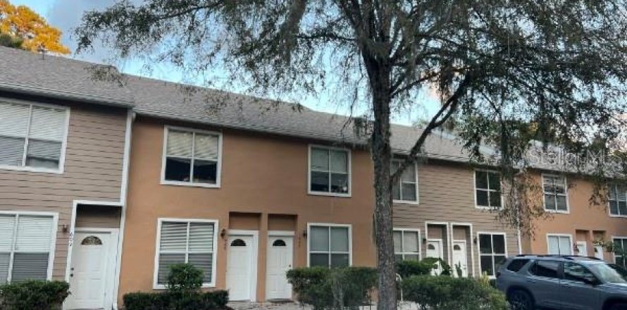 Condo in Gainesville, Florida, 2 bedrooms № 2108542