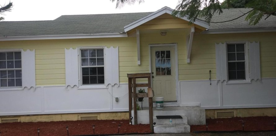 Villa ou maison à Lantana, Floride 2 chambres, 76.55 m2 № 1216228