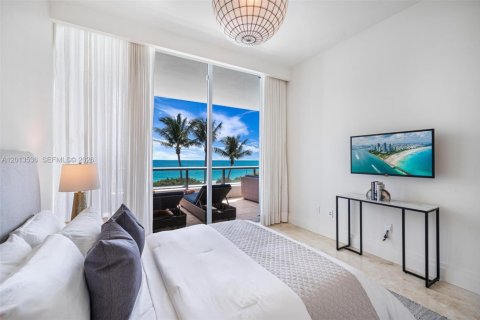 Condo in Miami Beach, Florida, 3 bedrooms  № 2075812 - photo 15