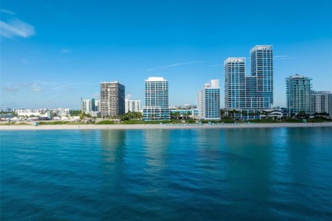 Condo in Miami Beach, Florida, 3 bedrooms  № 2075812 - photo 28