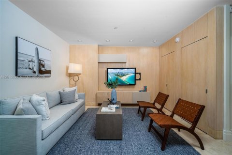 Condo in Miami Beach, Florida, 3 bedrooms  № 2075812 - photo 19