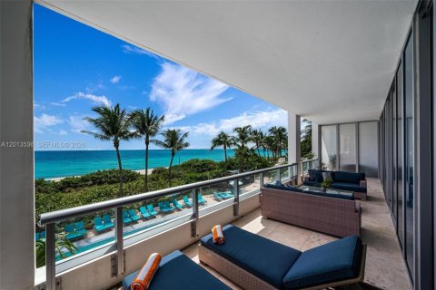 Condo in Miami Beach, Florida, 3 bedrooms  № 2075812