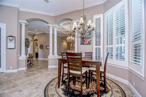 House in Land O' Lakes, Florida 4 bedrooms, 335.28 sq.m. № 1898568 - photo 19