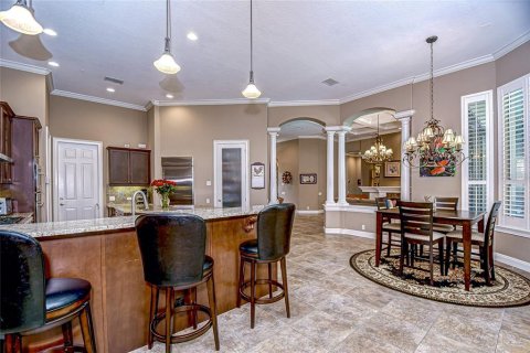 House in Land O' Lakes, Florida 4 bedrooms, 335.28 sq.m. № 1898568 - photo 18