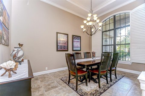 House in Land O' Lakes, Florida 4 bedrooms, 335.28 sq.m. № 1898568 - photo 6
