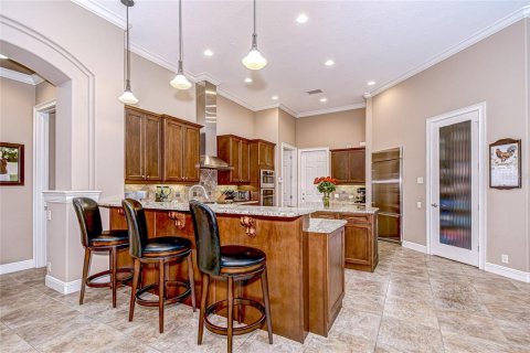 House in Land O' Lakes, Florida 4 bedrooms, 335.28 sq.m. № 1898568 - photo 17