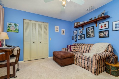 House in Deltona, Florida 3 bedrooms, 207.73 sq.m. № 1533311 - photo 23