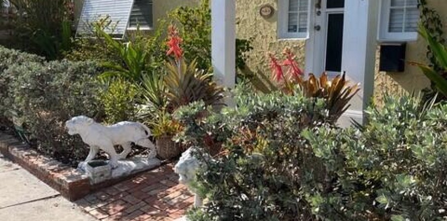 Villa ou maison à West Palm Beach, Floride 2 chambres, 104.79 m2 № 1128836