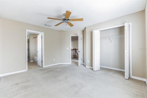 House in Winter Garden, Florida 4 bedrooms, 325.16 sq.m. № 1791257 - photo 18