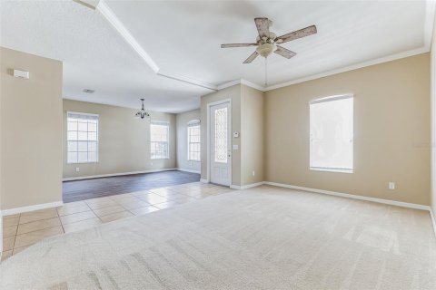 House in Winter Garden, Florida 4 bedrooms, 325.16 sq.m. № 1791257 - photo 15