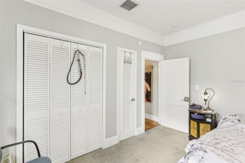 House in Tampa, Florida 2 bedrooms, 100.15 sq.m. № 1749270 - photo 26