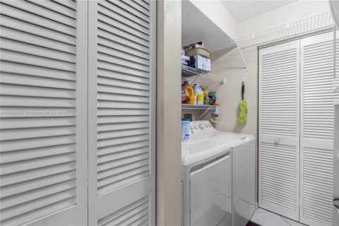 Condominio en venta en Sunrise, Florida, 2 dormitorios, 120.77 m2 № 1682305 - foto 25