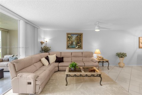 Condominio en venta en Sunrise, Florida, 2 dormitorios, 120.77 m2 № 1682305 - foto 11