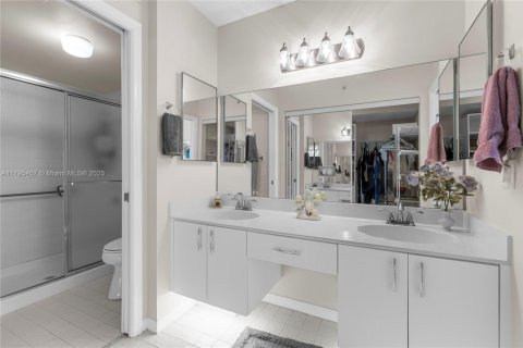 Condominio en venta en Sunrise, Florida, 2 dormitorios, 120.77 m2 № 1682305 - foto 16