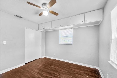 Casa en alquiler en Saint Petersburg, Florida, 3 dormitorios, 115.94 m2 № 1903442 - foto 11