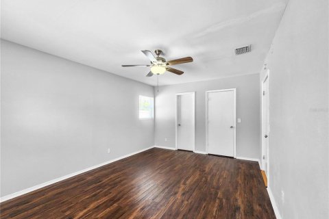 Casa en alquiler en Saint Petersburg, Florida, 3 dormitorios, 115.94 m2 № 1903442 - foto 10