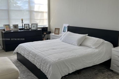 Copropriété à louer à Pembroke Pines, Floride: 2 chambres, 99.41 m2 № 2077359 - photo 7