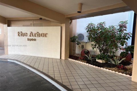 Copropriété à louer à Pembroke Pines, Floride: 2 chambres, 99.41 m2 № 2077359 - photo 16