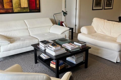 Copropriété à louer à Pembroke Pines, Floride: 2 chambres, 99.41 m2 № 2077359 - photo 2