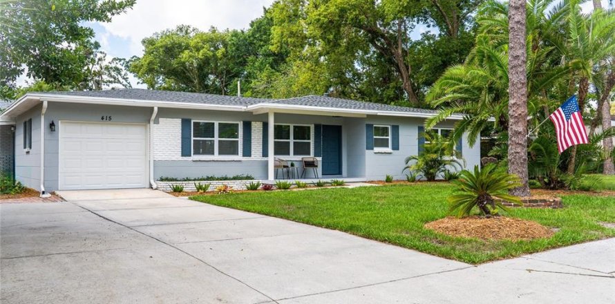 House in Tampa, Florida 3 bedrooms, 177.35 sq.m. № 1767281