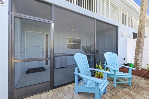 Condo in Holmes Beach, Florida, 2 bedrooms  № 2337484 - photo 23