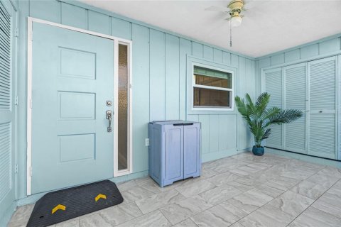 Condo in Holmes Beach, Florida, 2 bedrooms  № 2337484 - photo 24