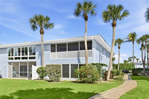 Condo in Holmes Beach, Florida, 2 bedrooms  № 2337484 - photo 3