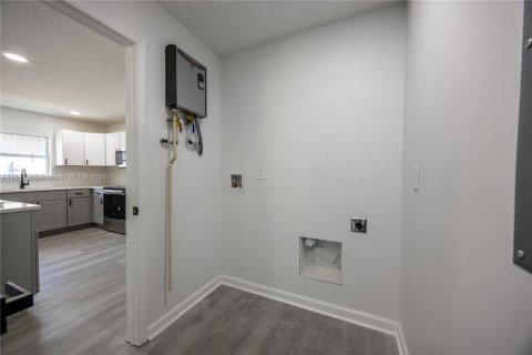 Casa en venta en Gainesville, Florida, 4 dormitorios, 143.44 m2 № 1839720 - foto 20