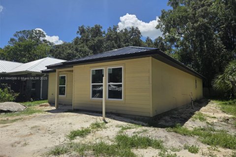 Casa en venta en Gainesville, Florida, 4 dormitorios, 143.44 m2 № 1839720 - foto 3