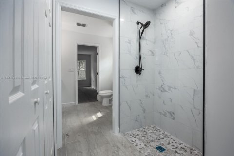 Casa en venta en Gainesville, Florida, 4 dormitorios, 143.44 m2 № 1839720 - foto 30